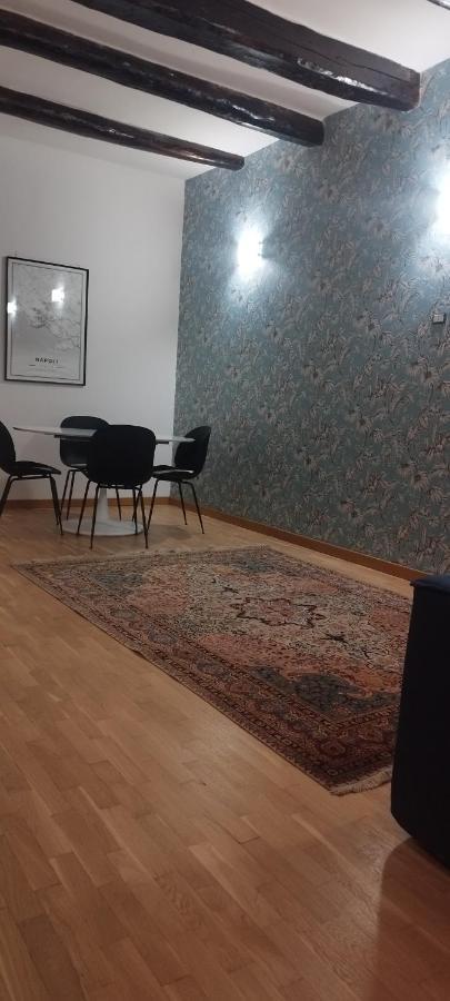 Civico 18 Suite Napoli Exterior foto